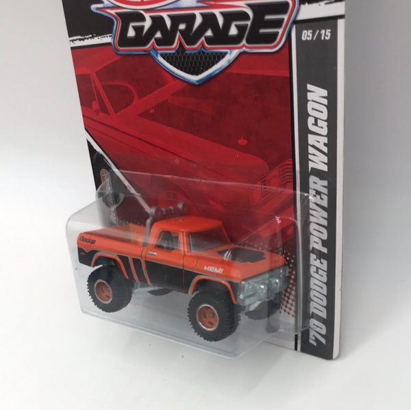 Hot wheels Garage 70 Dodge Power Wagon real riders metal metal W Protector Discount