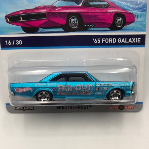 Hot wheels cool classics 65 Ford Galaxie 16 30 metal metal retro slots pink car on card Z5 Fashion