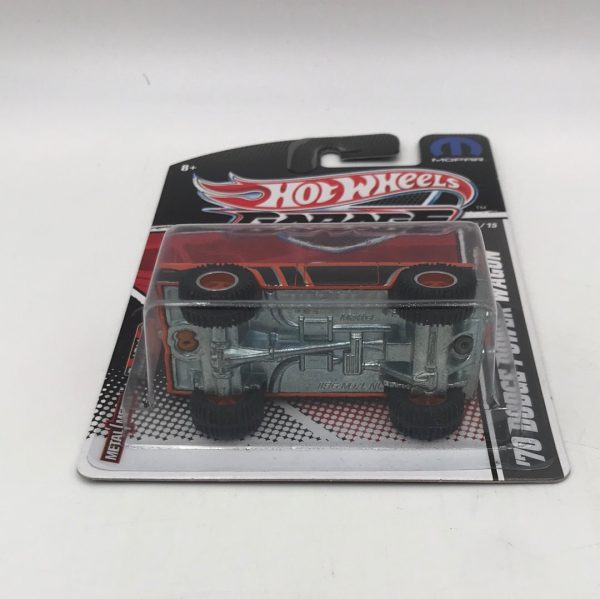 Hot wheels Garage 70 Dodge Power Wagon real riders metal metal W Protector Discount