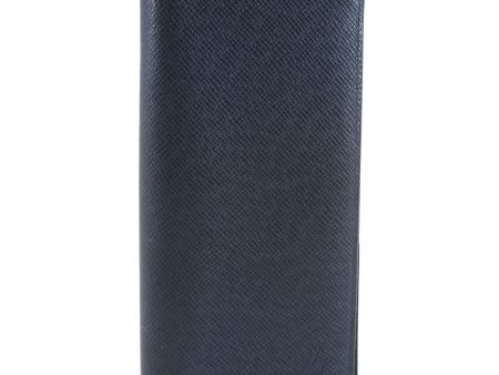 Auth Louis Vuitton Taiga Portefeuille Brazza Long Wallet Navy M30502 LV 8984D For Sale