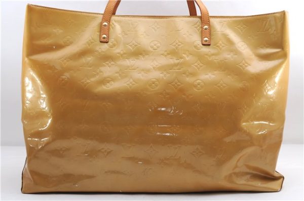 Authentic Louis Vuitton Vernis Reade GM Hand Tote Bag Yellow M91140 LV 2905E For Sale